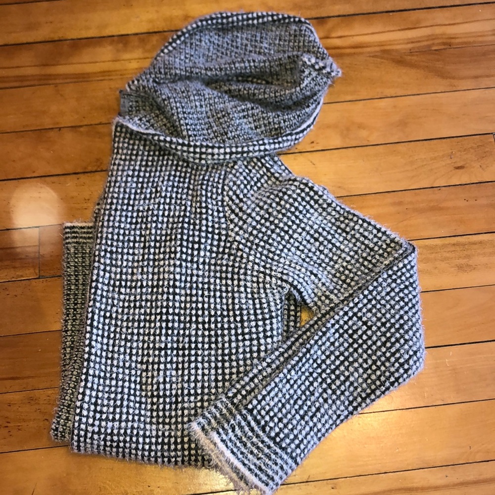 Women’s Sweater